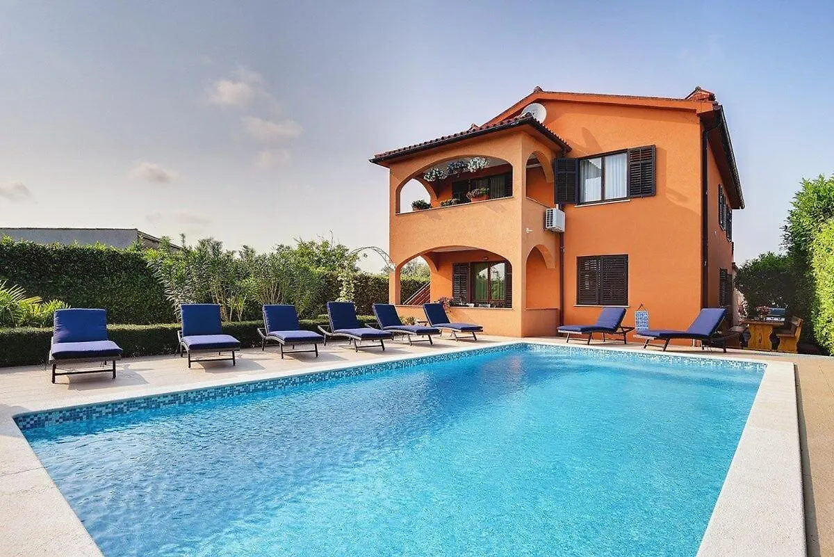 Apartment Sissano Liznjan 0*,  Croatia