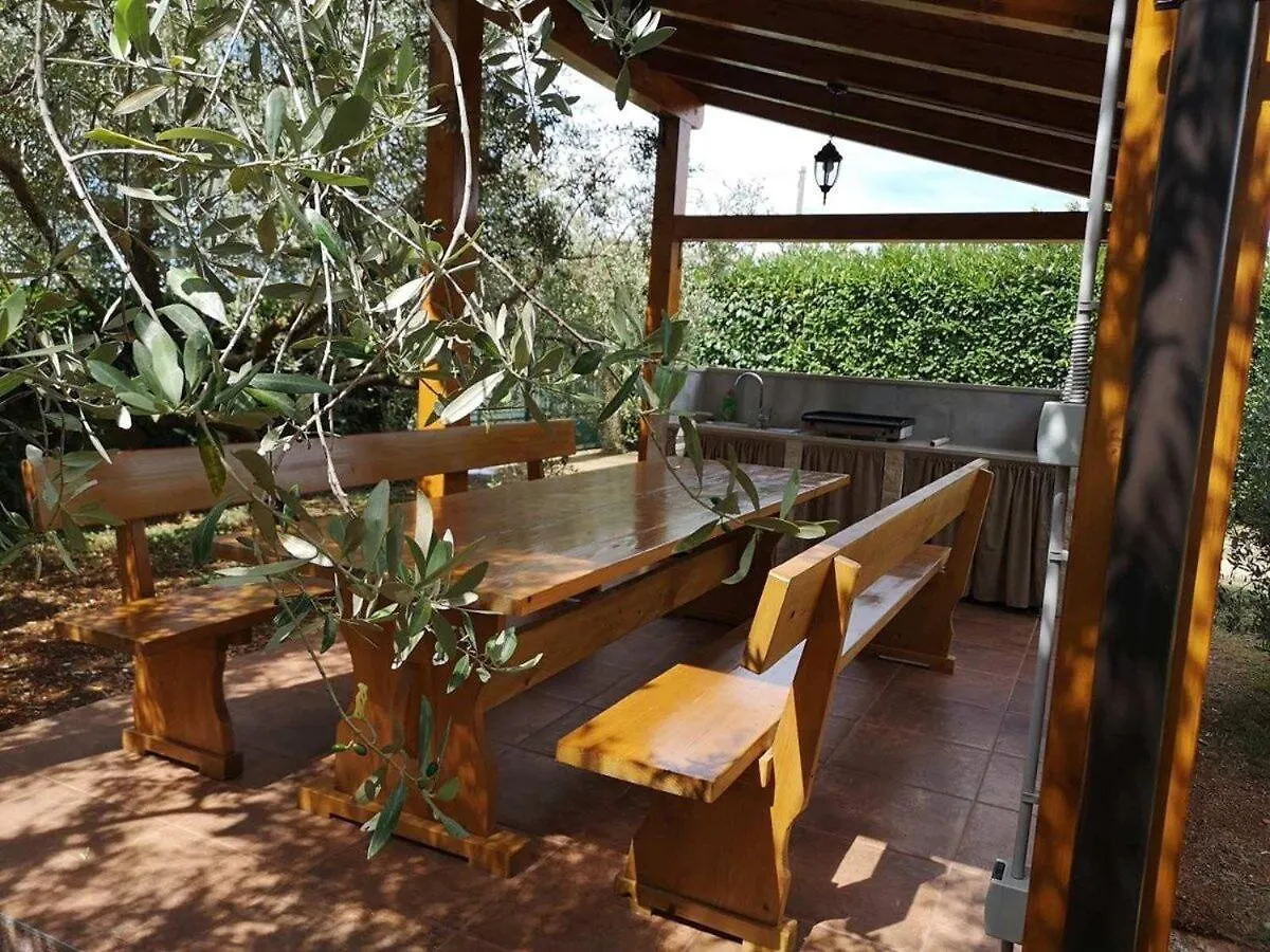 Apartment Sissano Liznjan